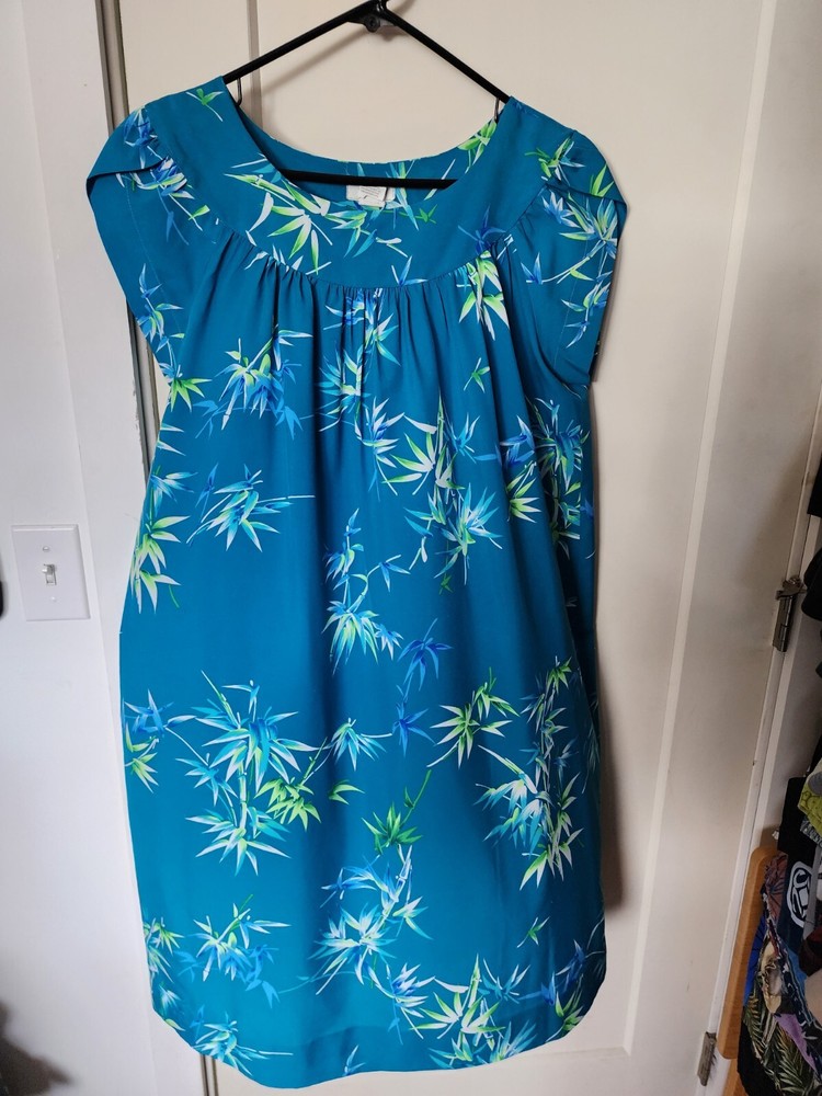 Vintage Hukilau Fashions Hawaiian Blue Muumuu Bamboo Print Maxi Dress Size 16