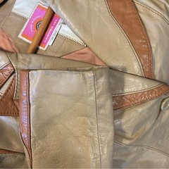 Vintage Ms. Pioneer 1970’s Genuine Leather Jacket – Women’s Size 12