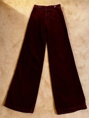 Vintage 1970s | Chemin de Fer | Bow Tie Buckle | Bellbottom Corduroy | Burgundy