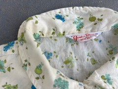VTG 1950s Gordon Peters Sleeveless Floral Button -up.housewife Style.small