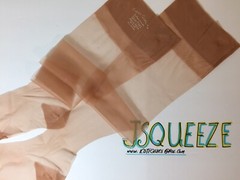 3 Pair’s Vintage RHT Cinnamon BEIGE Nylon Stockings 9 1/2” X 29” Pin-Up HOSIERY