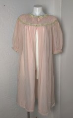Vintage Vanity Fair 1950’s Rare Double Layer Nylon Chiffon Robe Pink/Coral *Read