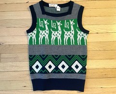 Vintage Women’s 1960s Catalina Jacquard Sweater Vest Giraffe Wool Blend Medium