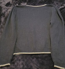 Woman’s Vintage Jantzen Knit Silk Acrylic Blend Sweater Size Medium Pullover
