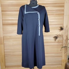 Vtg 60s black shift dress Size L chest 22 step in design long back zipper Union