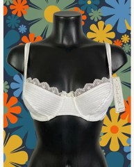 Vintage 1990s Deadstock Cotton Underwire Bra Size 34A XS