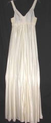 Vintage Off White Nightgown 80% Nylon 20% Spandex Size M timeless Design Gown