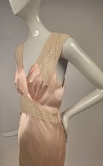 1930’S SATIN + LACE LONG SLIPP DRESS W CROSSOVER FRONT