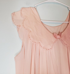 Vtg Shadowline Womens L Nightgown Ruffle Scalloped Pink Semi Sheer Grannycore