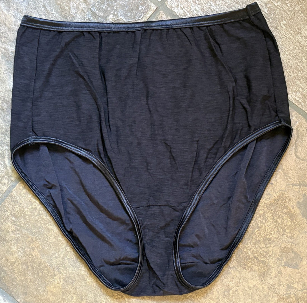 Vanity Fair BODY 9/2XL BLACK Silky Smooth Illumination Full Brief Panties #13109