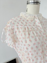 70s Rosebud Floral Midi Dress Pointed Lace Collar/Flutter Sleeve Prairie Cottage