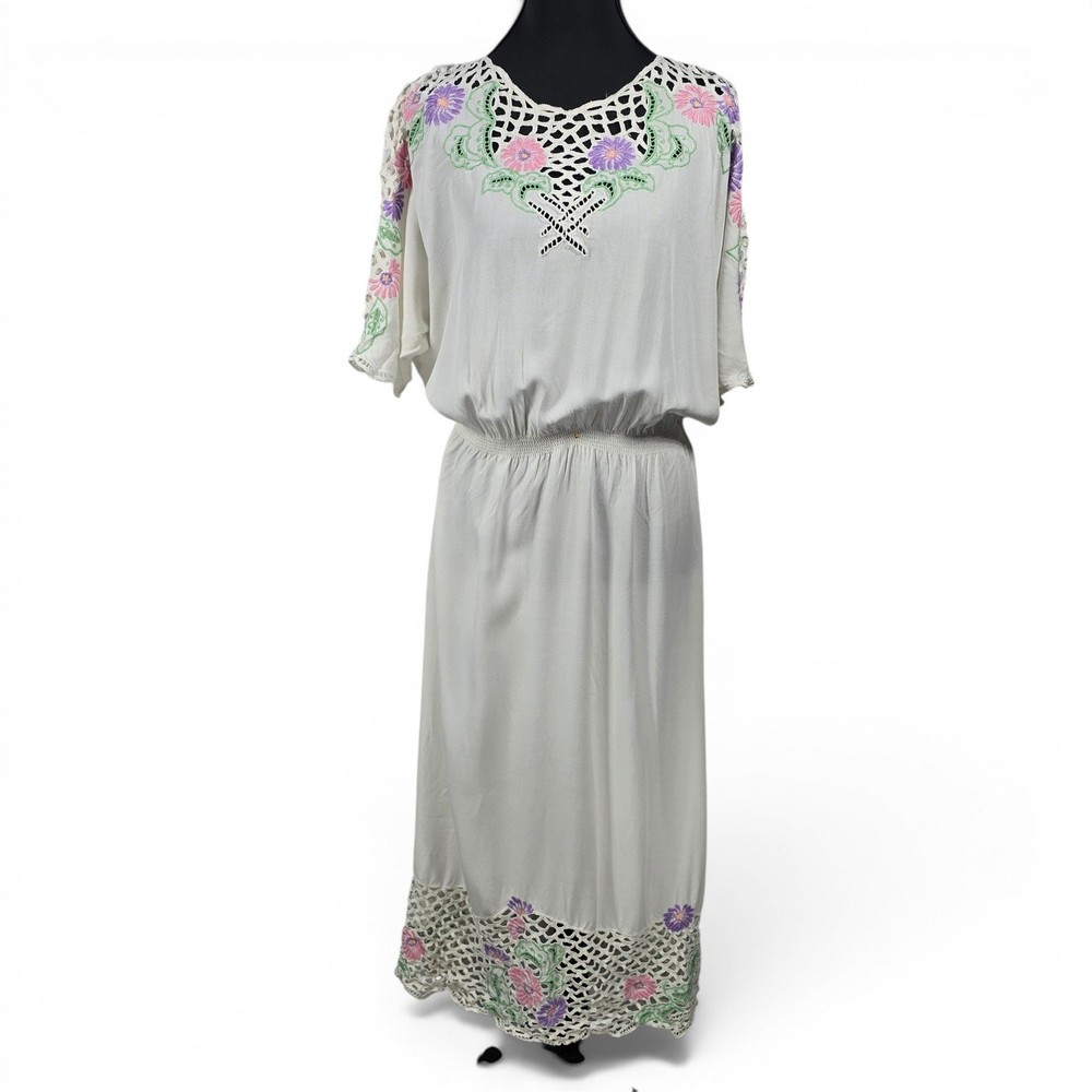 Vintage 70s White Floral Embroidered Crochet Lace Maxi Dress Elastic Waist Boho