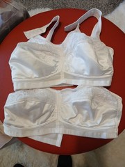 Jodee Surgical Style 3201 Post Mastectomy Bra WHITE w/Pockets 42D Lot Of 2