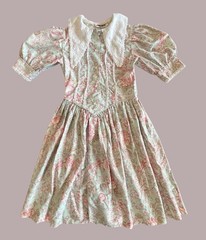 Vintage Sabrina Floral Dress With Lace Accents Size 10 Made In USA Short Puff Sl