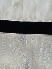 Vintage Escada Ivory Lace Tiered Ruffle Front Lond Sheer Sleeves Womens Size 36