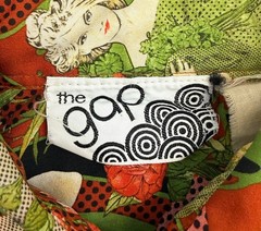 Vintage 1970s Alphonse Mucha Art Novelty Print The Gap Button Up Blouse Shirt