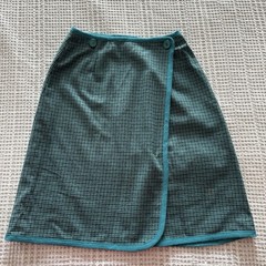 Vintage Pendleton Wool Skirt, Teal Plaid, Size 12, Virgin Wool, 28×24 – Read