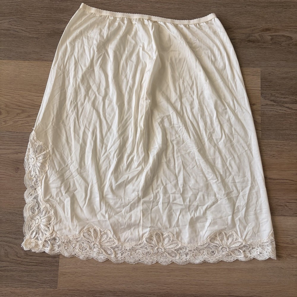 Vintage Shadowline Half Slip Womens XL 26” Ivory Nylon Lace Hem Skirt Slip