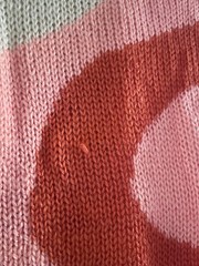 1970s Peach and Pink Psychedelic Swirl Pullover sweater