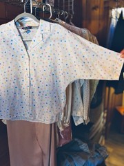 True Vintage Rhapsody Women’s Blouse Size M Petite White With Pastel Polka Dots