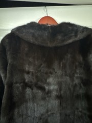 El Austriaco Vintage Brown Fur Coat Women’s Regular Size Chest 22 in from 1970