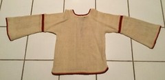 Vintage Hand Knit 100% Wool Chunky Knit Sweater Size S-M Peasant Style Handwoven