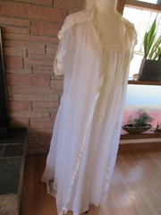 VTG 2 piece Peignoir set Robe/Nightgown Bridal Val Mode Nylon Lace Chiffon USA M