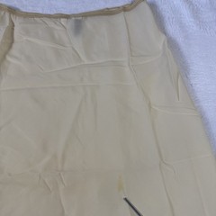 Lady Lynne Skirt Half Slip 70s 25″ Nylon Rayon Blend Scalloped Lace Trim VTG Med