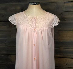 Formfit Rogers Nightgown Womens M 12/14 Pink Sheer Lace Button up 60’s Vtg USA