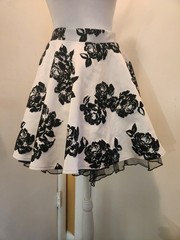 City Triangles 1950’s Circle Skirt Size 13 Black & White Poodle Style NWOT