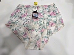 Vanity Fair Vintage Pink Green White Rose Flower Nylon Cotton Panties Size 6 NWT