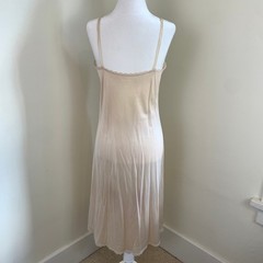 Vtg Lace Full Slip Lingerie Beige 32 M Fairycore Romantic Made in USA