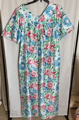 Vintage Carriage Court nightgown Day Dress Mumu Pink & Blue Floral M 12-14