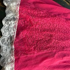 Y2K Leopard pink lace babydoll dress with white lace trim. Size M