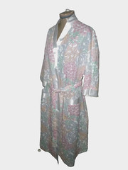 Vtg 90’s Poly/Cotton Pastel Multi Floral Robe Satin Trim Size 16-18 Union Made