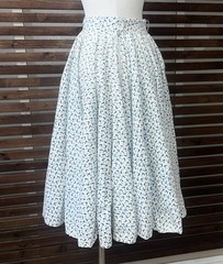 1950s Vintage White & Blue Rooster Print High Waist Rockabilly VLV Circle Skirt
