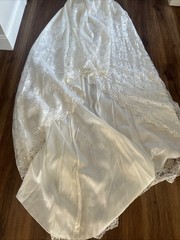 Vintage 80s Ivory Pencil Lace Wedding Dress with Detachable Train Puffy Sleeves