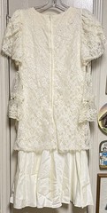Vintage 80’s Ivory Lace & Acetate Puff S/S Dress W/Lace Fingerless Gloves