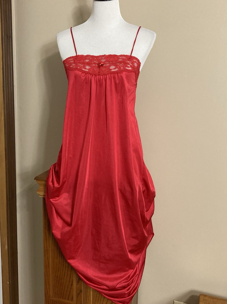 Vintage Red Nightgown Glossy Satin Sz M Long Lacey Spaghetti Straps 100% Nylon
