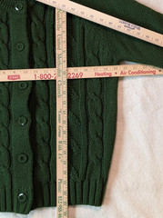Vintage 60s 70s Green Acrylic Cable Knit Cardigan Women’s Medium Preppy Classic