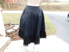 1950s -60s Era Black Taffeta & Ruffled Tulle Crinolin Skirt
