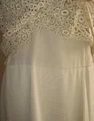 Vintage Daymor Couture C.Mercedes Ferreira beige embroider overlay long gown 12