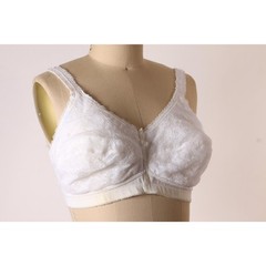 1970s White Floral Lace Floral Bow Detail Padded Bra by Jodee Surgical-40C