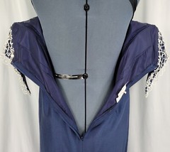Vtg House of Bianchi Navy Blue Dress w Off the Shoulder White Lace Detail Sz 10