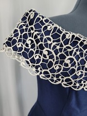 Vtg House of Bianchi Navy Blue Dress w Off the Shoulder White Lace Detail Sz 10