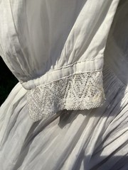 Vintage Antique 1900’s Fine Lawn Dress 32-22-50 unworn? Child /Petite Woman