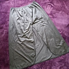 Vintage Vanity Fair Black Half Slip Lace Nylon 17″ Slit Made in USA Size Large