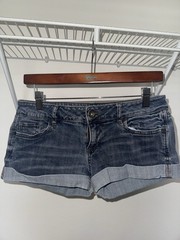 Bullhead Black Women’s Denim Shorts Size 1 Cuffed Blue Stretch USED