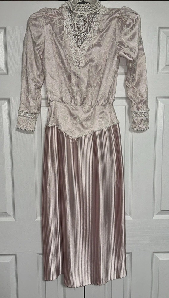 Vintage Scott McClintock Size 10 Peach Pink Edwardian Drop Waist Pleated Dress