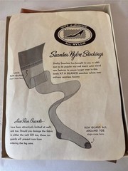 Vintage Beauty Mist 2 Pairs Nylon Seamless Stockings in Original Box